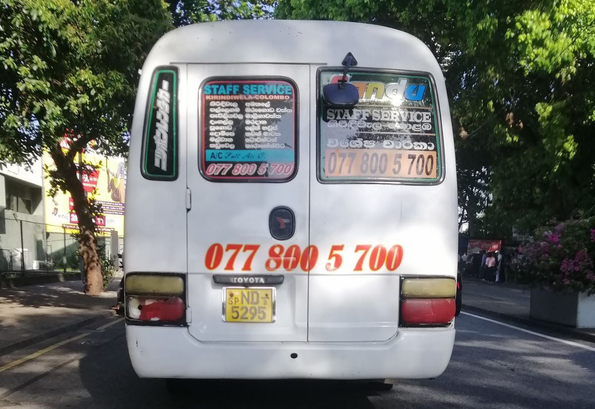 Kirindiwela to Narahenpita Staff Transport Service Staff Service